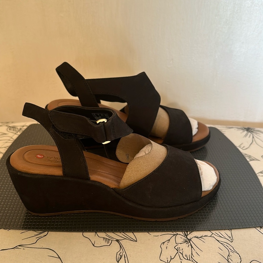 Sandals - image 1